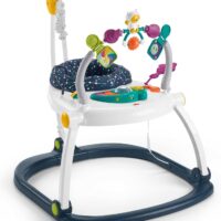 Fisher-Price Saltador Gatito Astronauta Plegable, Jumperoo Astro Kitty, regalo para bebes (Mattel HBG73)